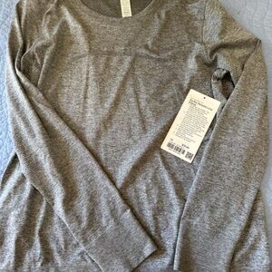 lululemon athletica Heather Gray Long Sleeve Crew